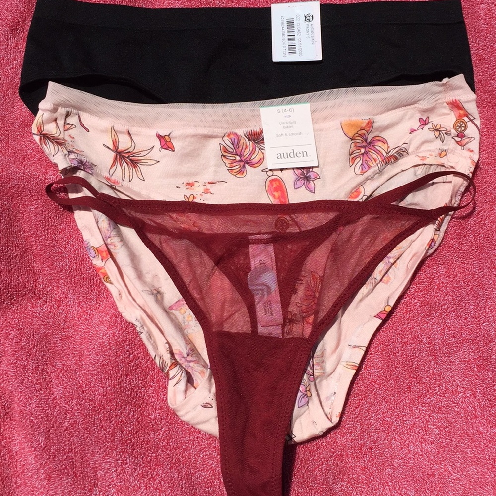 Auden panties 3 pairs size Small